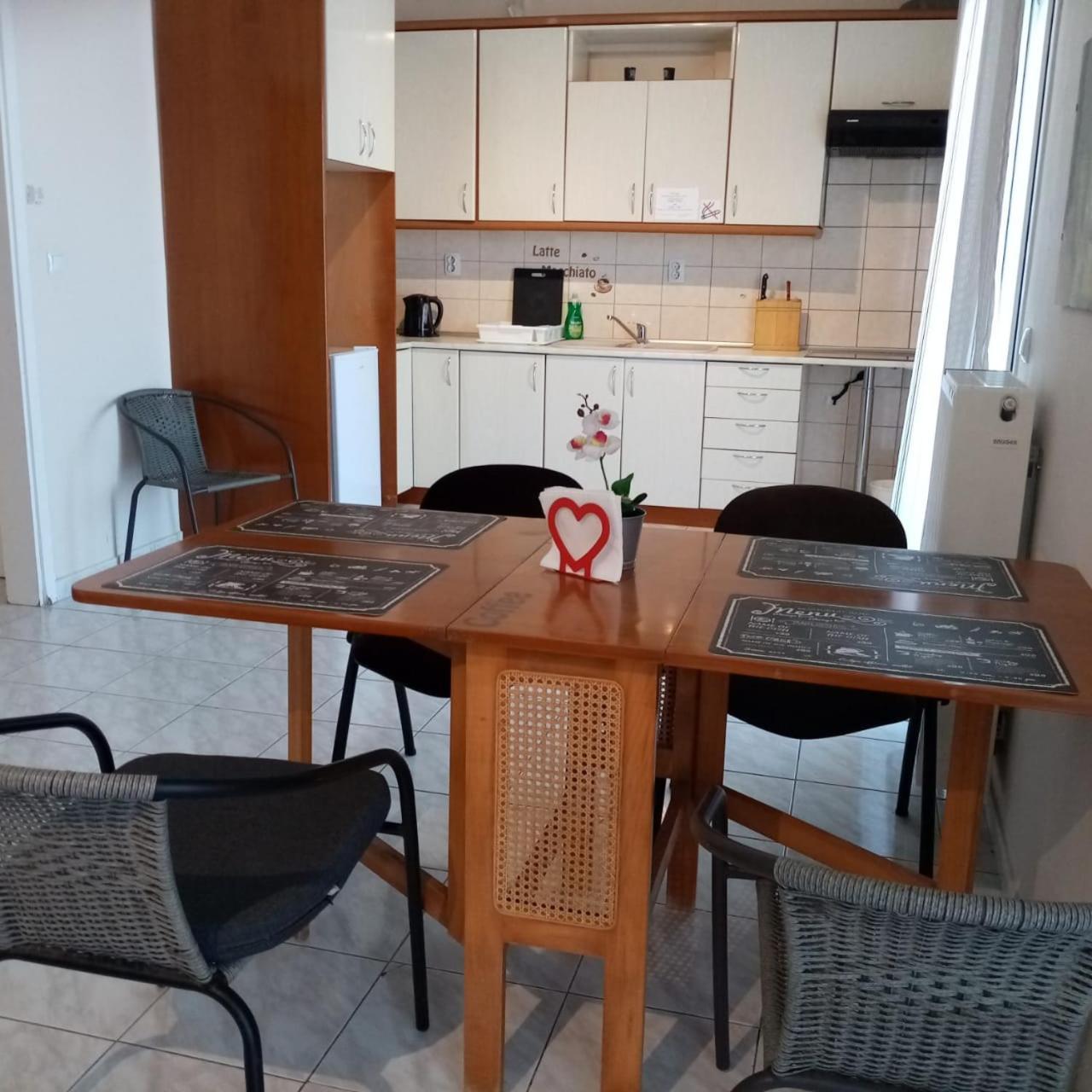Apartment By The Beach With Amazing Sea View Peraía Esterno foto